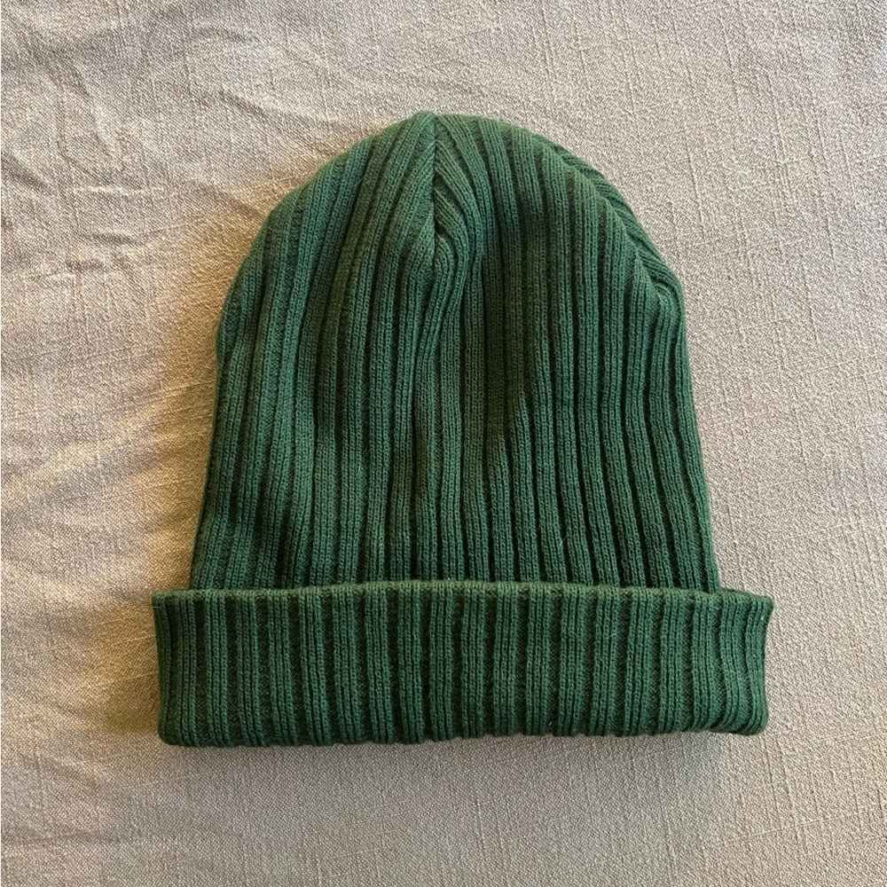 Green beanie